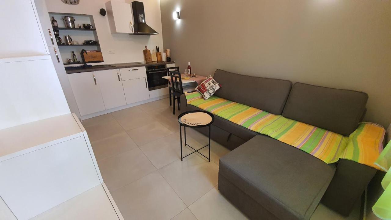 Franceska Apartmani 茨雷斯 外观 照片