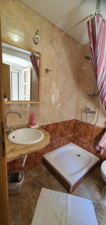 Franceska Apartmani 茨雷斯 外观 照片